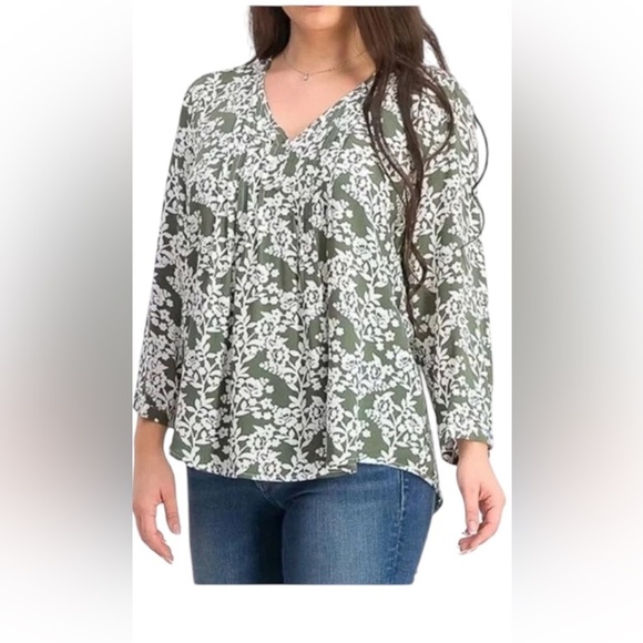Stitch Fix Fun2Fun Maley Green Floral 3/4 Sleeve Top Small - Picture 7 of 7